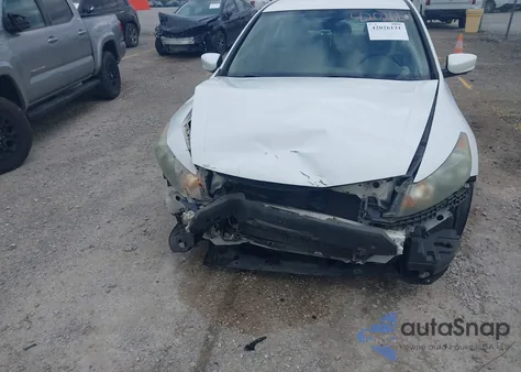 2010 Honda Accord 2.4 Lx из США, поврежденный, VIN 1HGCP2F38AA190312